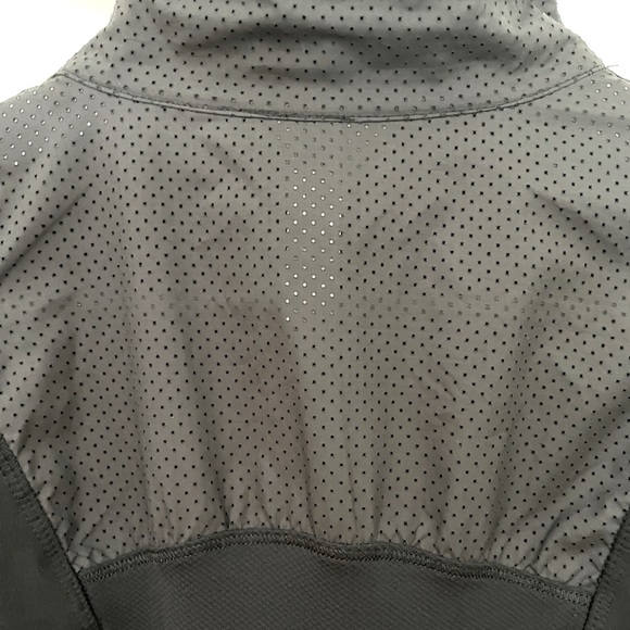 Lululemon cycling jacket sz 6 - Picture 8 of 16